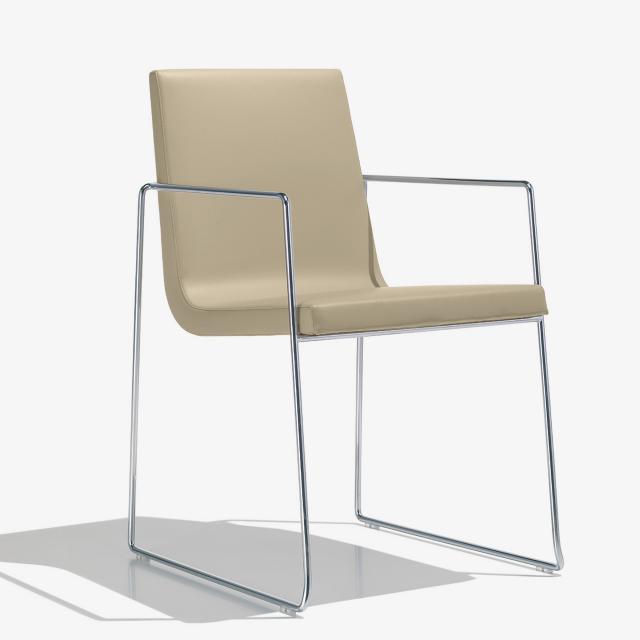 Andreu World Lineal Comfort Stuhl mit Armlehnen, Echtleder