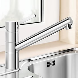 Küchenarmaturen für die Vorfenstermontage bei REUTER