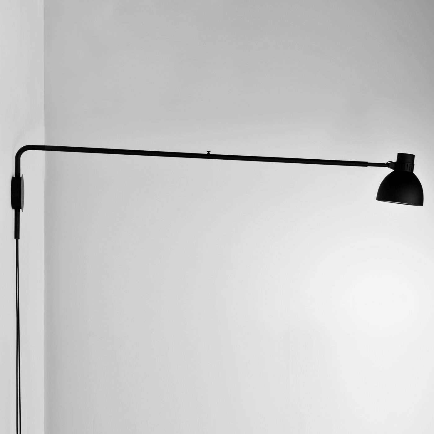 B.lux Blux System wall light with plug, E27 black - 736155 | REUTER