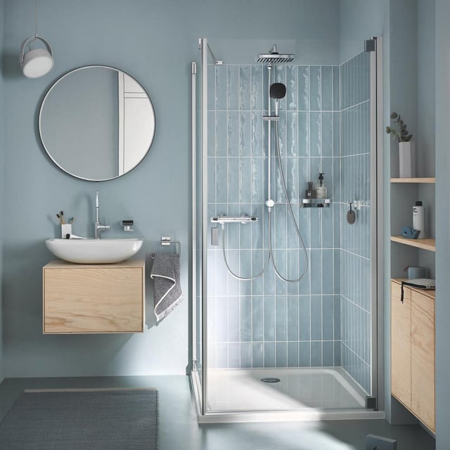 Grohe Vitalio Comfort exposed shower system for fitting with