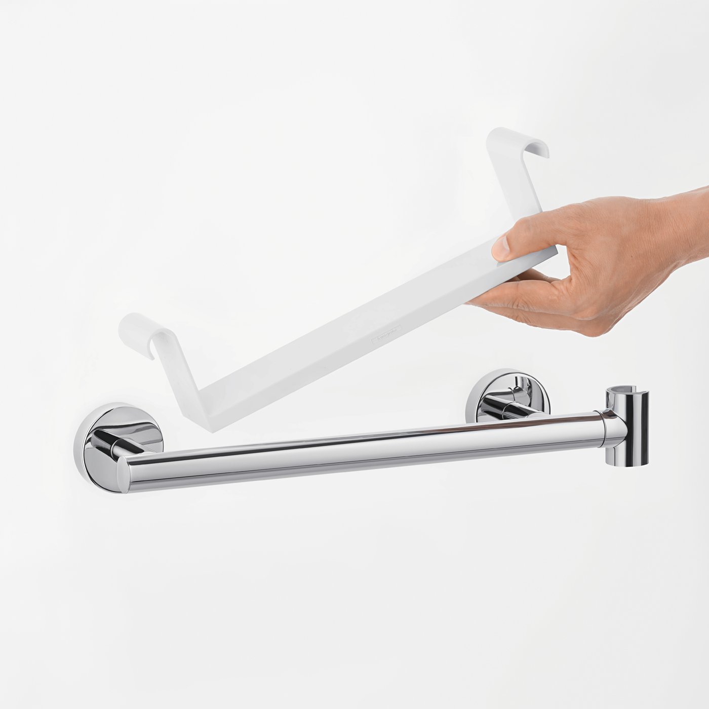 Hansgrohe Unica Haltegriff Comfort – Mit Ablage & Duschkopfhalter, Weiß/chrom, TÜV-geprüft