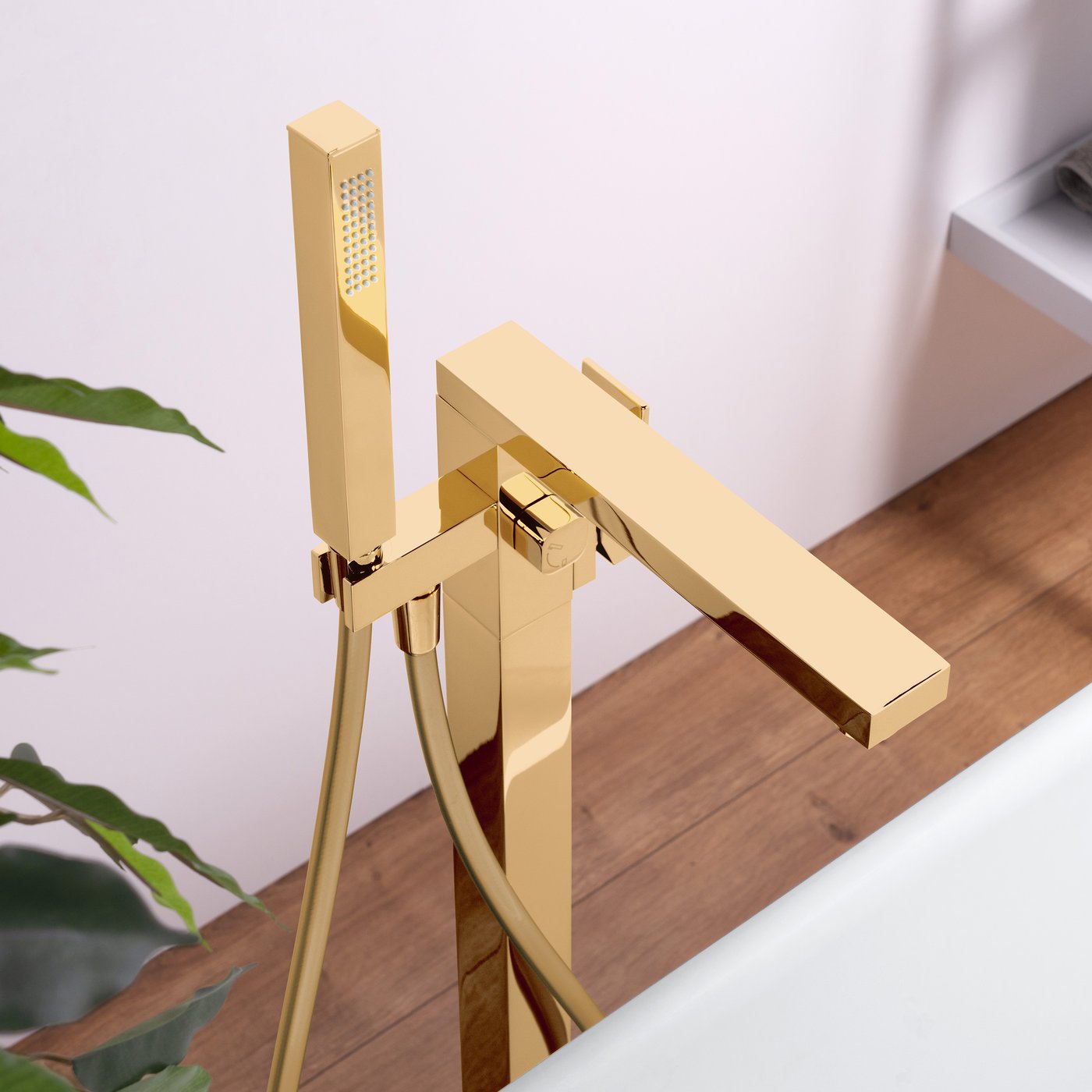 Mariner Quadra freestanding bath fitting, includes concealed ...