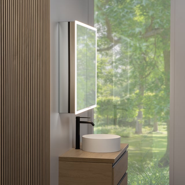 Produktbild von OUTDOOR DOIT Badschrank Mit LED-Beleuchtung & USB-Ladestation - Stauraum Wunder