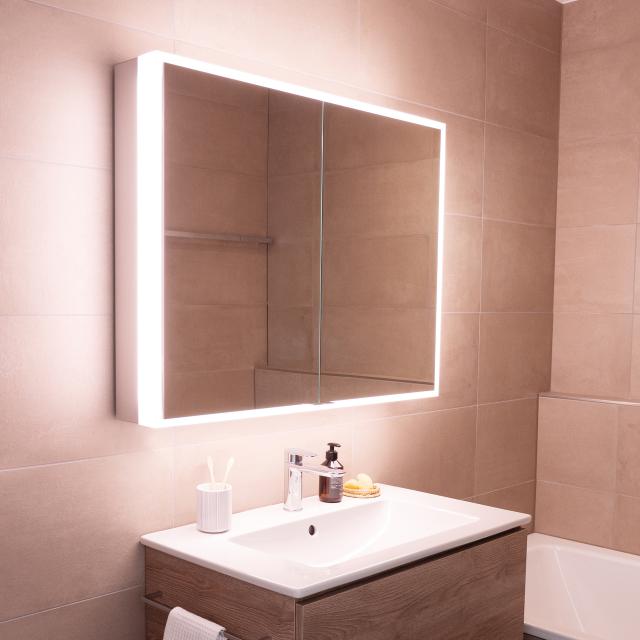 Schneider PREMIUMLINE Superior Spiegelschrank mit LED-Beleuchtung mit 2 Türen Steckdose links und rechts